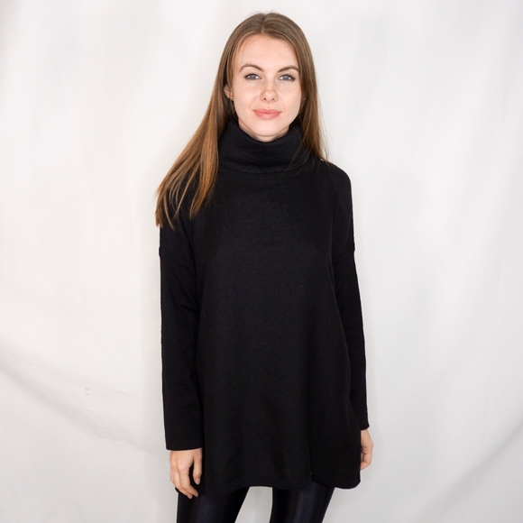 CUYANA Alpaca Oversized Turtleneck Sweater 0709 - Picture 2 of 8